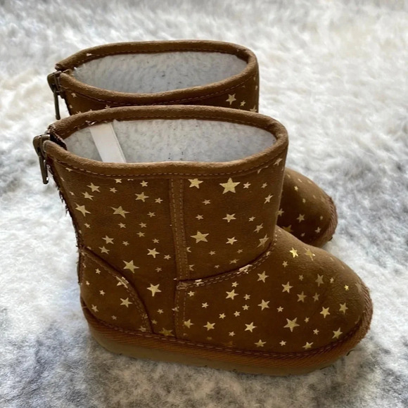 GAP  Boots - Picture 1 of 9